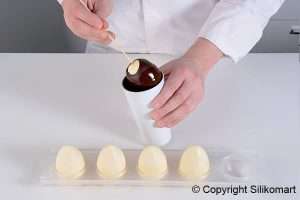Topping for ice cream -
