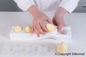 Topping for ice cream -