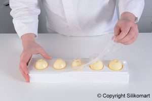 Topping for ice cream -