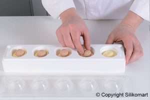 Topping for ice cream -