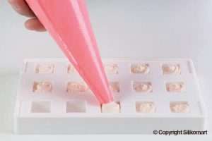 Topping for ice cream -