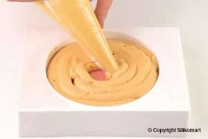 Topping for ice cream -