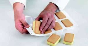 Topping for ice cream -