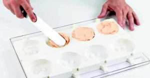 Topping for ice cream -