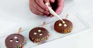 Topping for ice cream -