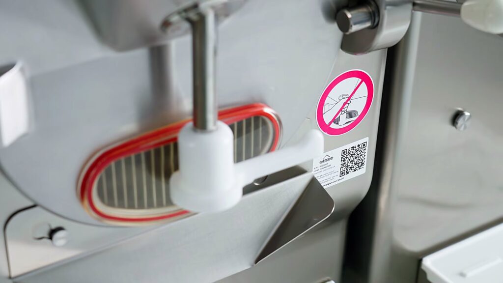Carpigiani ReadyChef: Gelato, Pastry and Chocolate from One Batch Freezer 29 Cylinder of the ReadyChef