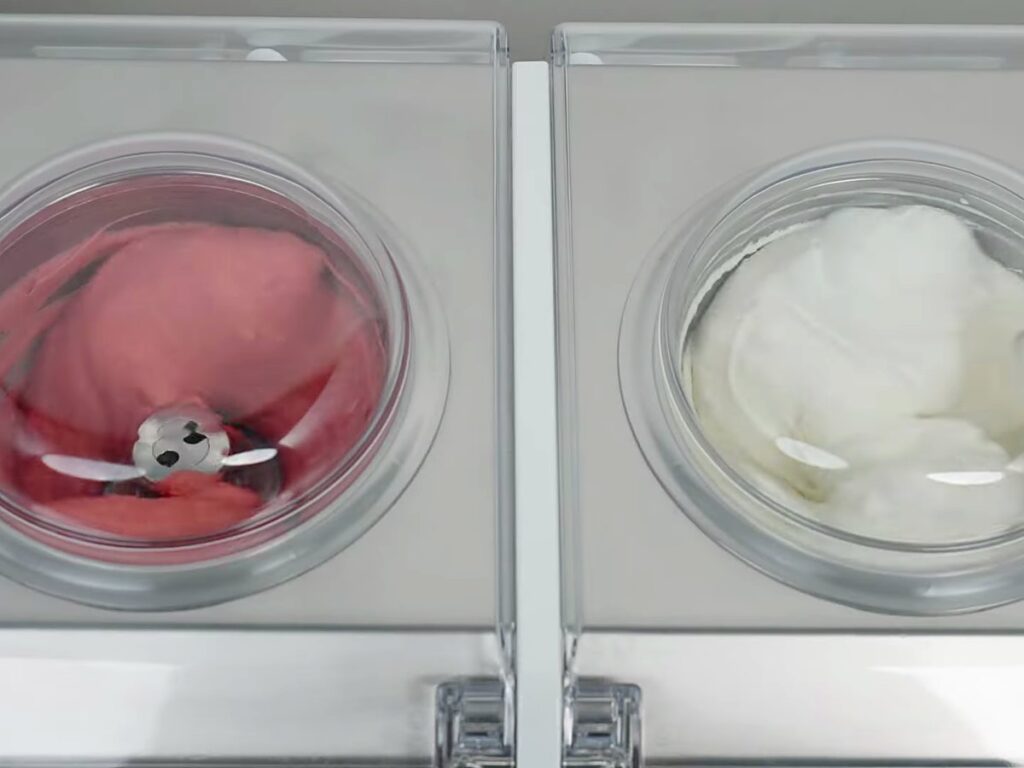 Carpigiani Synthesis: Make, Store and Serve Gelato in the Same Cylinder 2 Two cylinders holding strawberry and fior di latte gelato