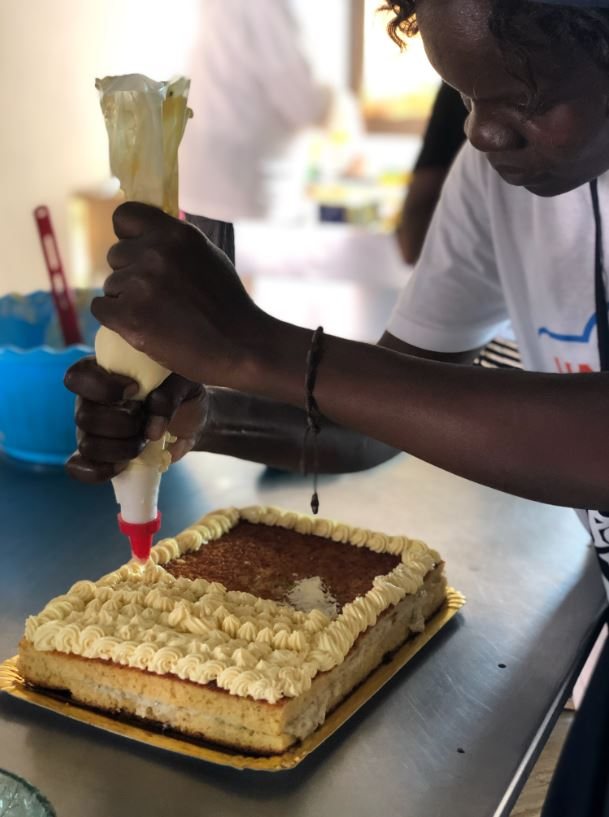 Cremedoce de Fronteira: A Social Gelato Enterprise in Mozambique 4 Gelato and pastry produced at the Ressano Garcia centre