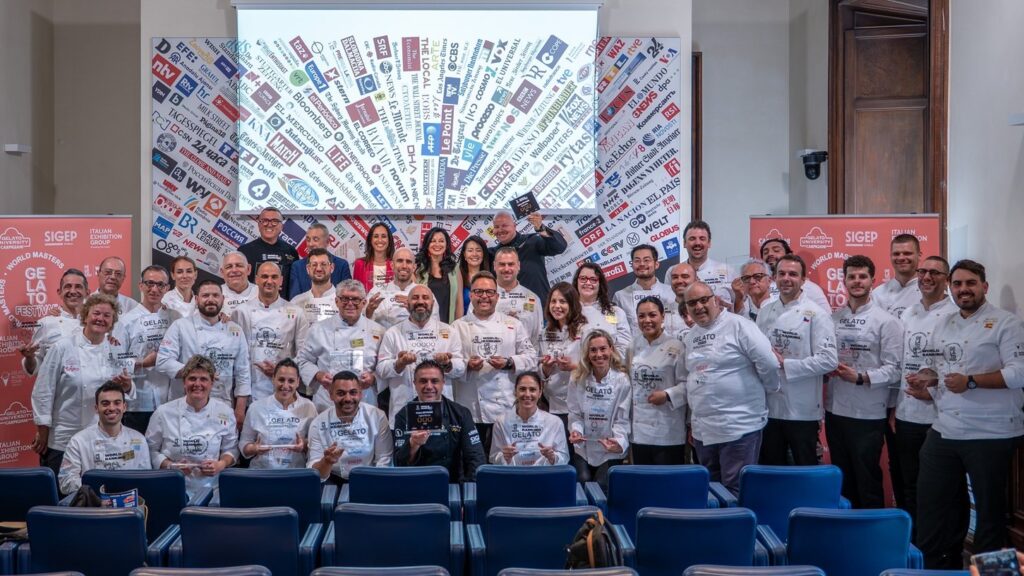 Gelato Festival World Ranking 2026: The Top 10 Gelato Makers 1 Group photo from the Gelato Festival World Ranking 2026 presentation in Rome