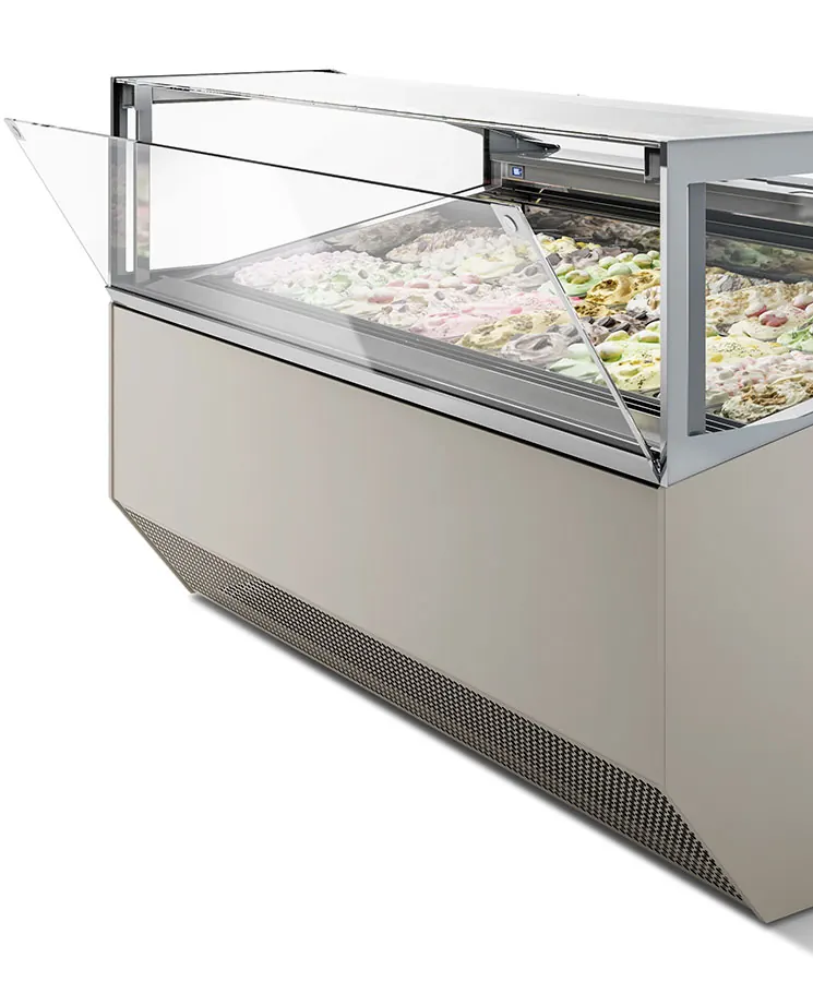 Supercapri Gelato Display Cabinet 20 ISA Cleaning and maintenance: Front access and a double drain
