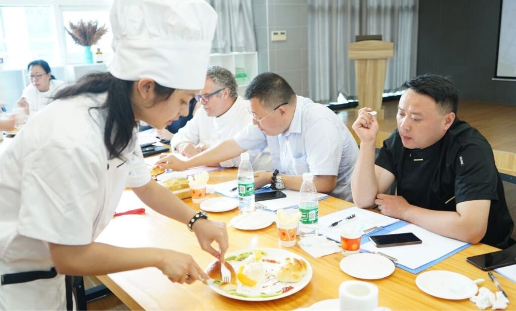 Jiangnan University Students Win First Gelato Baking Competition 2 Judges and finalists at the Gelato Baking Competition