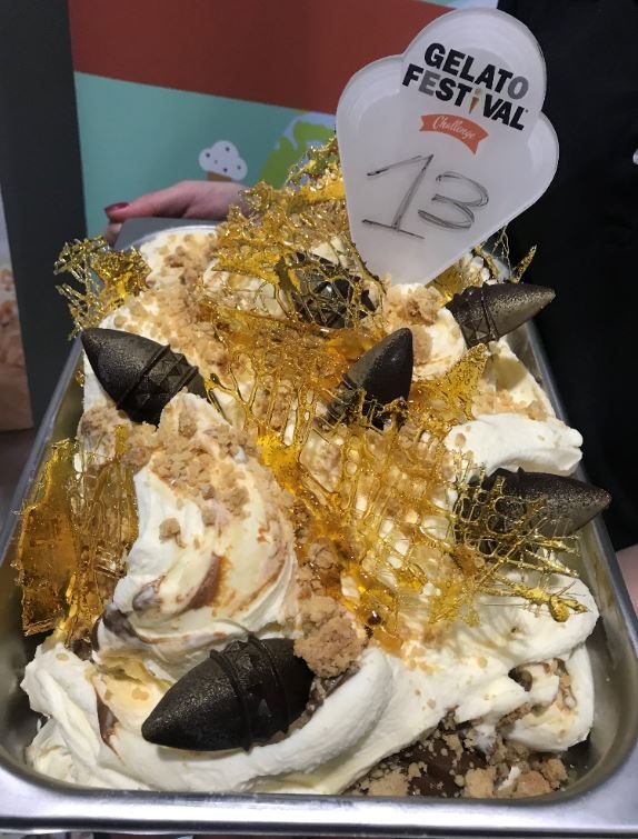 Three Flavours Win the Gelato Festival Challenge in Warsaw 3 Caramel crunch gelato with mascarpone and cookies